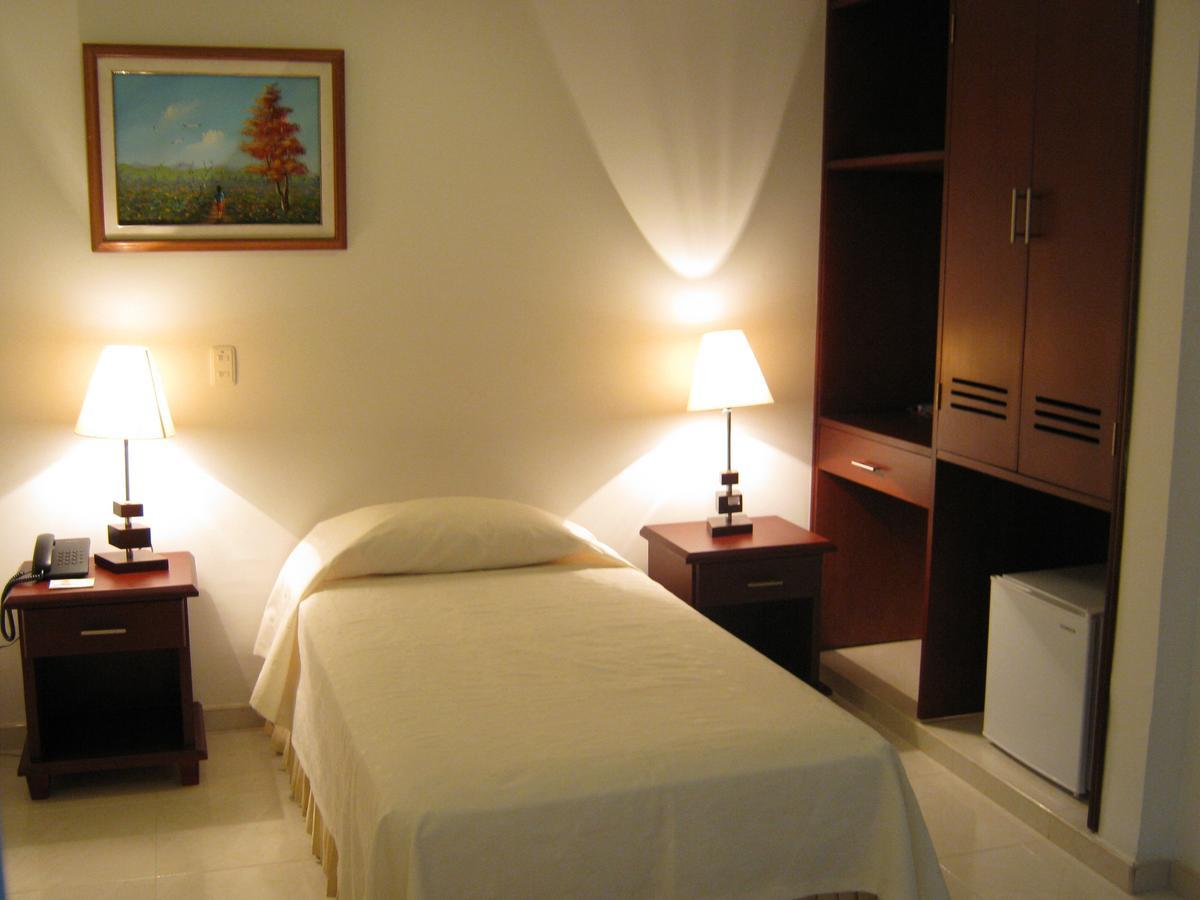 Hotel Sol Dorado Villavicencio Kültér fotó