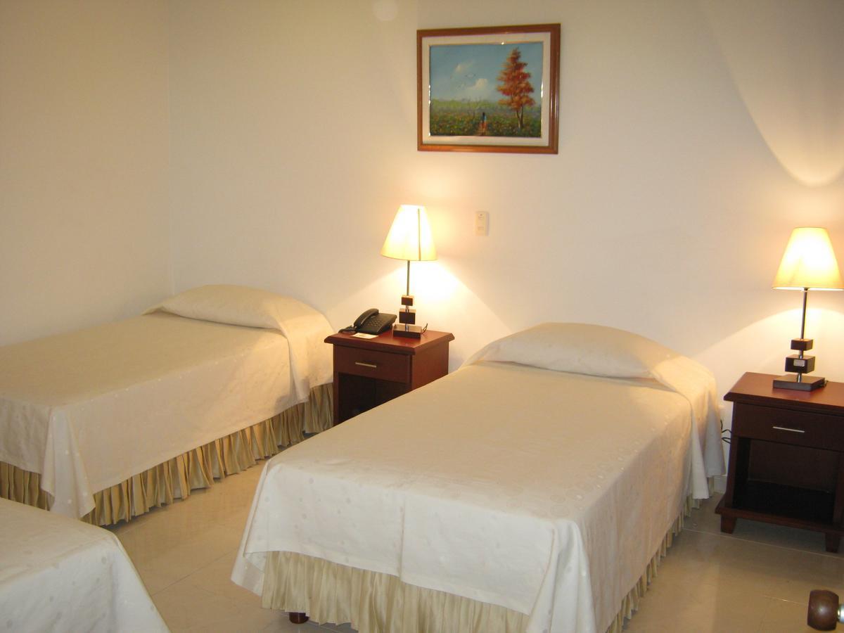 Hotel Sol Dorado Villavicencio Kültér fotó